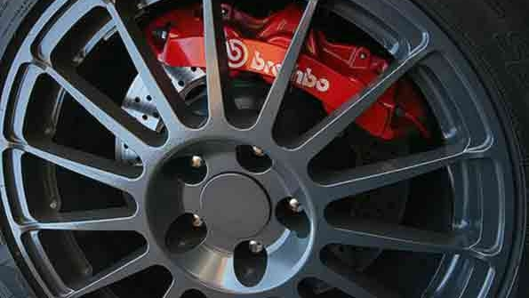 Brembo designs and produces monoblock and twopiece fixed calipers for automotive models across every product category