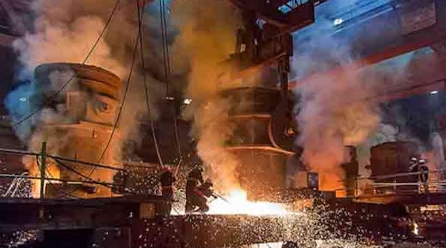 Sheffield Forgemasters completed a continuous pour into a subterranean mold to produce a 320-metric ton steel casting under a contract with press builder SMS Meer.