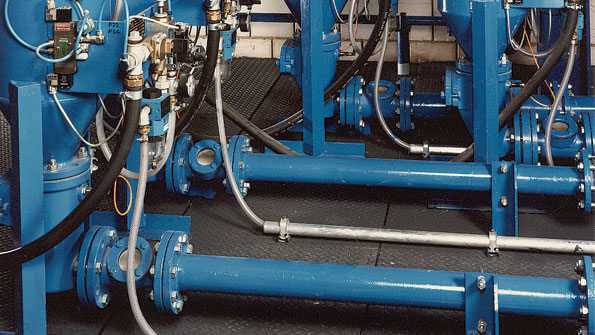 The battery of a Klein Plug Floreg sand transporter distributing sand for a large foundry