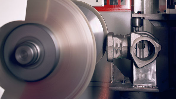 Investing in modern automatic grinding equipment can benefit both the high production foundry and job shop The new technology has many userfriendly features that allow quick changeover and job setup easy offline programming low maintenance costs process flexibility and shorter cycle times