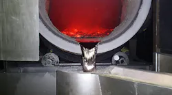 Pouring molten aluminum