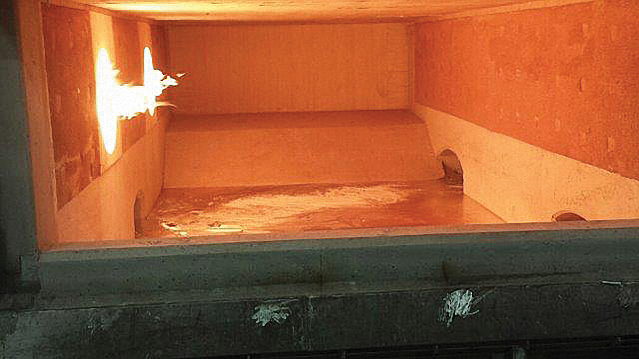 High-headroom central melter