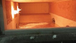 High-headroom central melter High-headroom central melter