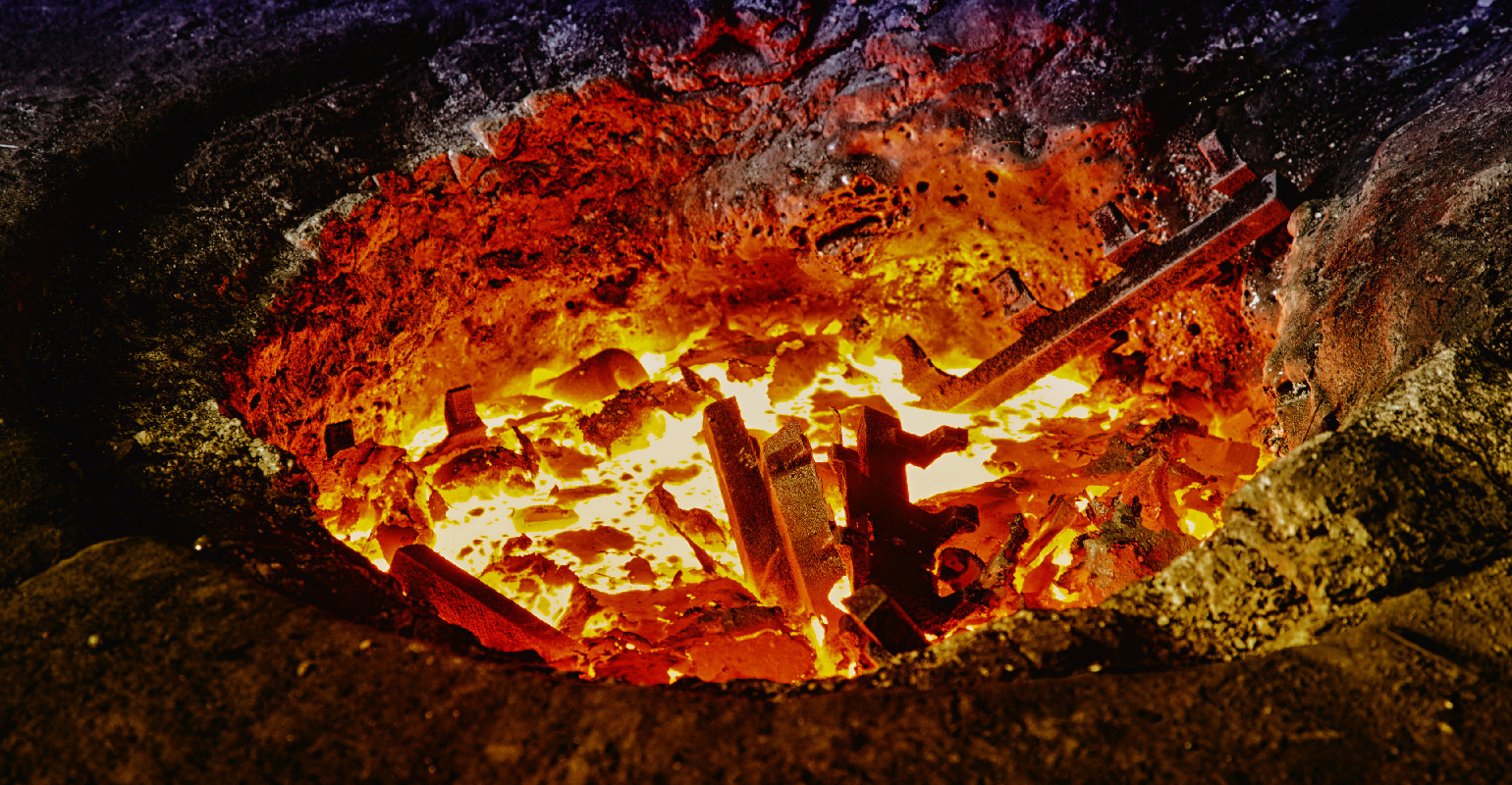 Electric furnace melting is more susceptible to FeO-contaminated steel scrap than is cupola melting. Typical cupola silicon-oxidation loss is 25-30%, compared to EF silicon loss of 10-15%.