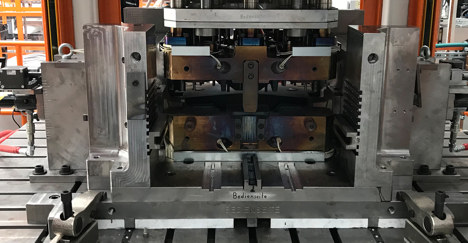 A new, low-pressure casting machine installed at IFAM&rsquo;s research foundry in Wolfsburg, Germany. [Fraunhofer IFAM]