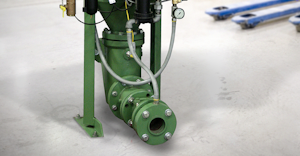 The Klein Plug Flo dense-phase pneumatic transporter moves foundry sand at 100-450 fpm, minimizing the detrimental effects to the material and to the piping and ductwork.