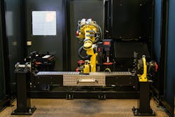 The Fab-Pak OmniClean all-in-one robotic grinding cell, offered by Lincoln Electric Automation with 3M Abrasive Systems The Fab-Pak OmniClean all-in-one robotic grinding cell, offered by Lincoln Electric Automation with 3M Abrasive Systems