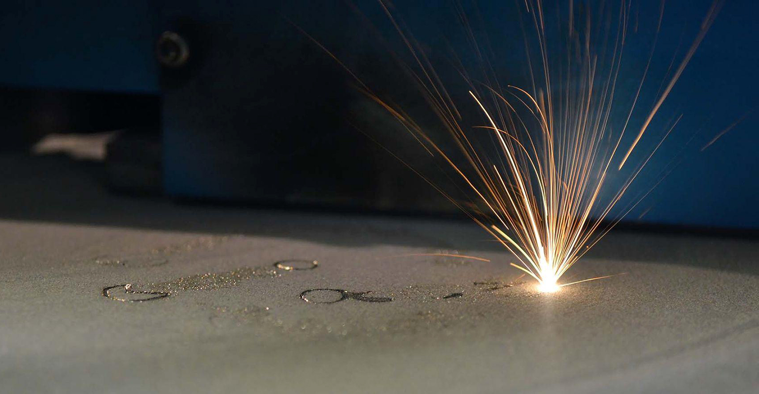 Amnovis: laser powder bed fusion (LPBF) process.