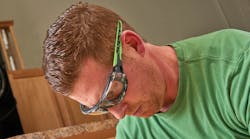 Brass Knuckle® Grasshopper (BKDST-1010N) combines comfort with protection against dust and dirt – and fog. An EVA foam dust filter with built-in air channels fills the gap between the glasses and the face, keeping dust out. Brass Knuckle® Grasshopper (BKDST-1010N) combines comfort with protection against dust and dirt – and fog. An EVA foam dust filter with built-in air channels fills the gap between the glasses and the face, keeping dust out.