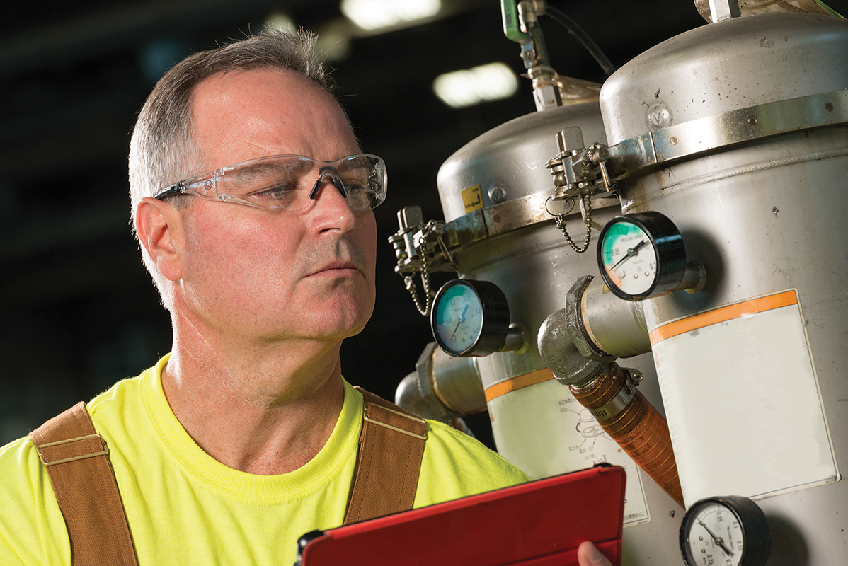 Brass Knuckle Read is cost-effective and lightweight bifocal eye protection that fits well and is available in five diopter strengths.