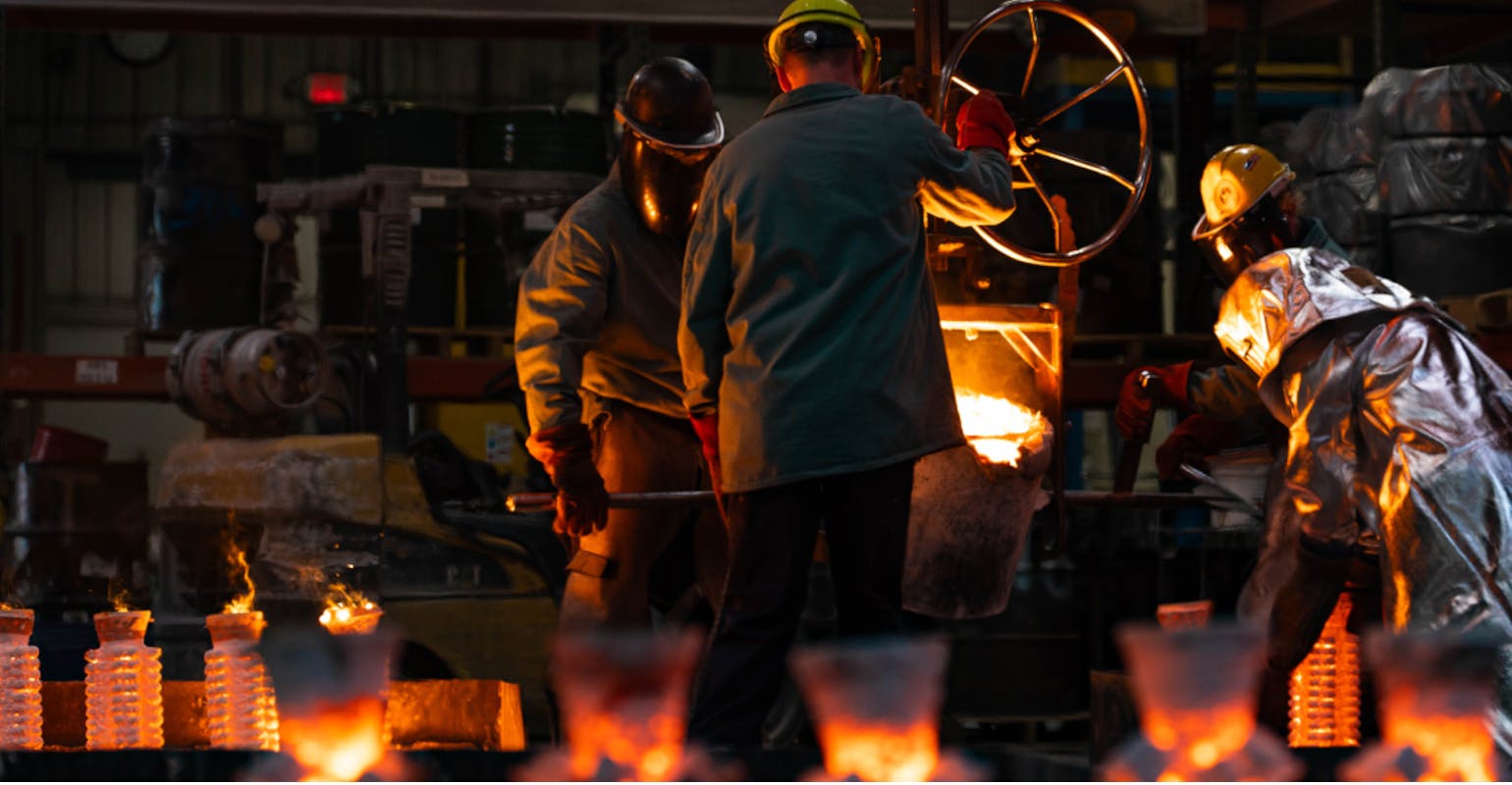 Filling investment casting molds at Franklin Precision Castings, Franklin, Penn.