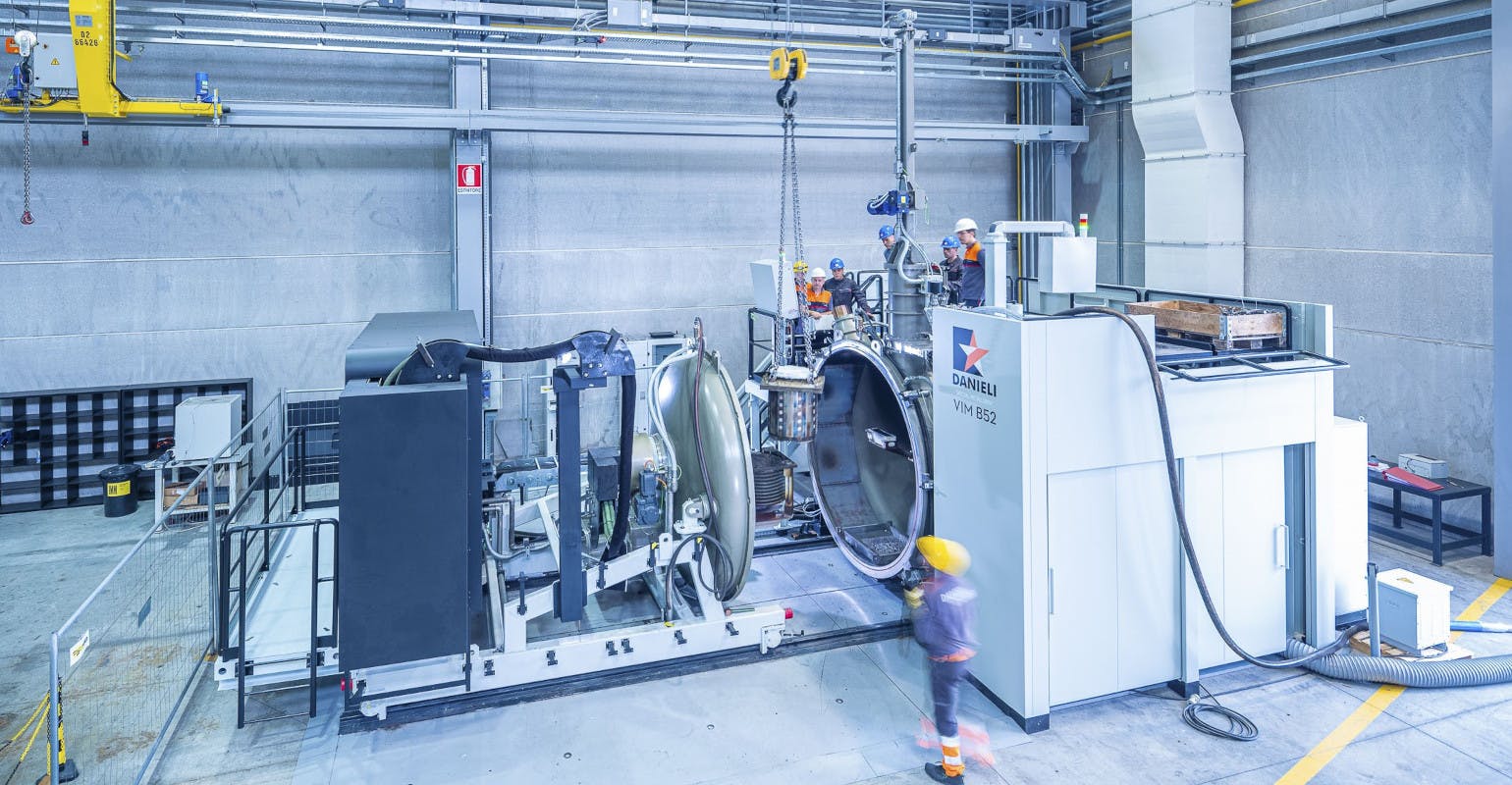 Danieli VIM B52 scrap remelter