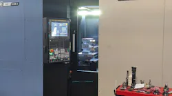 DN Solutions HC 400 II horizontal machining center.