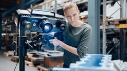 Zeiss ATOS 5 is a high-performance optical 3D scanner. Zeiss ATOS 5 is a high-performance optical 3D scanner.