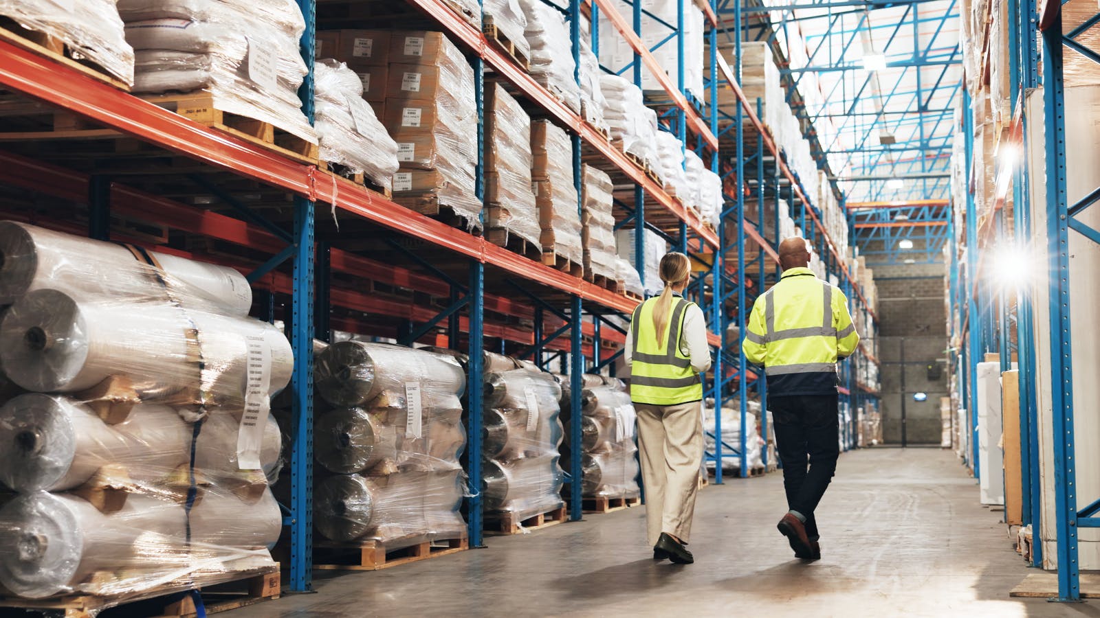 warehouseid_333004245_yuri_arcursdreamstime